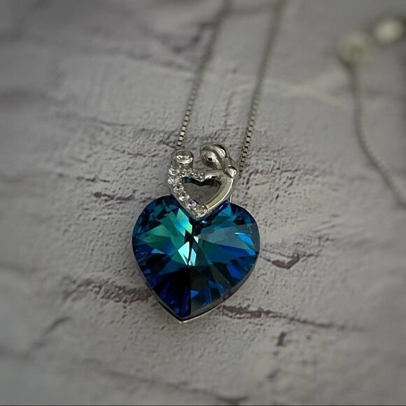 Sterling Silver Mother & Child Crystal Necklace - Picture 5 of 5